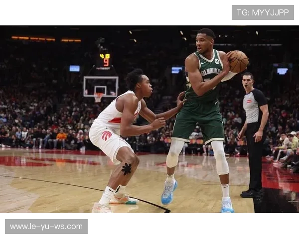 巴恩斯外线火力稳健 三分成胜负手